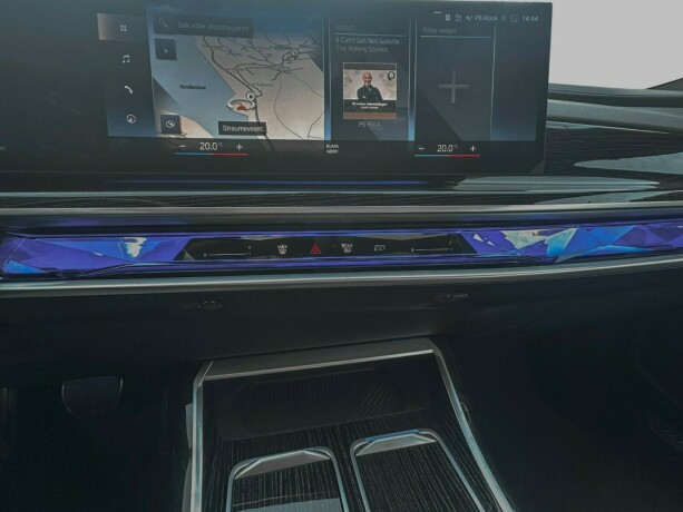bmw-i7-elektrisitet-2023-big-27