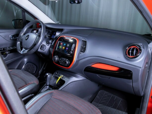 renault-captur-bensin-2016-big-41