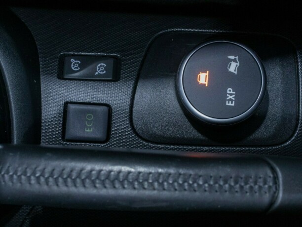 renault-captur-bensin-2016-big-31