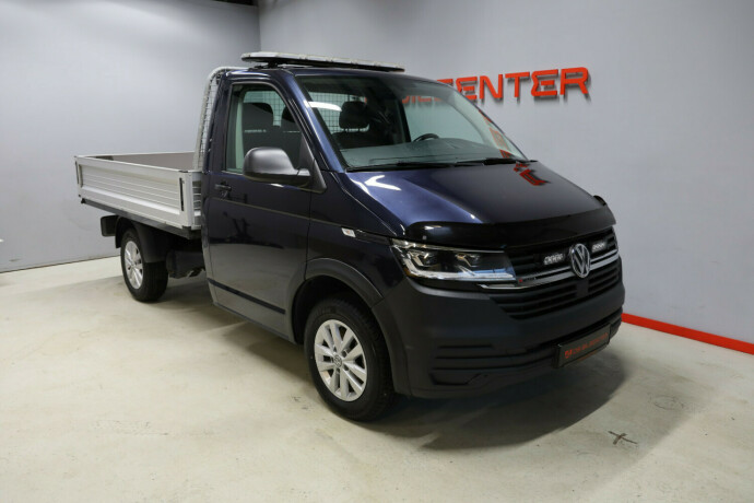 volkswagen-transporter-diesel-2021-big-0