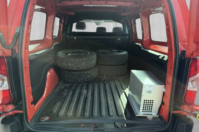 opel-combo-e-elektrisitet-2022-big-11