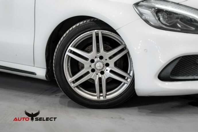 mercedes-benz-a-klasse-bensin-2015-big-2