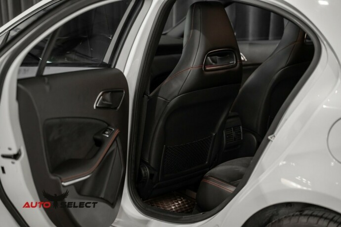 mercedes-benz-a-klasse-bensin-2015-big-12