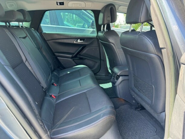 peugeot-508-elektrisitetdiesel-2013-big-9