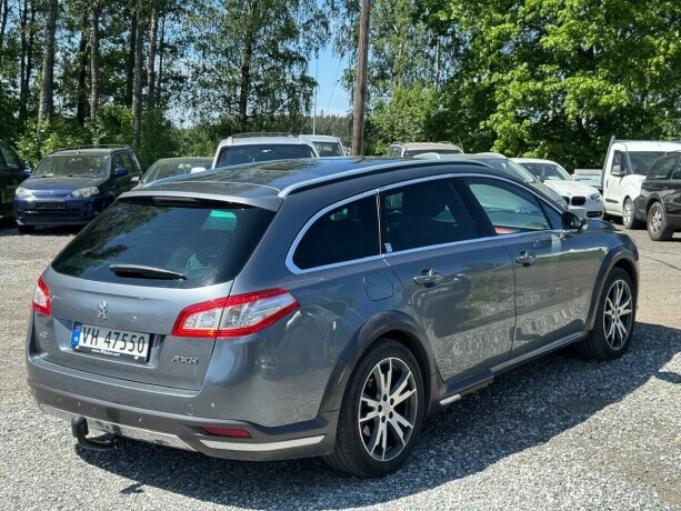 peugeot-508-elektrisitetdiesel-2013-big-4