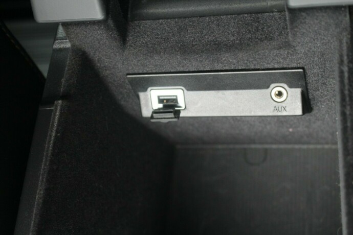 volvo-v70-diesel-2015-big-17