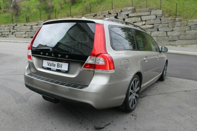 volvo-v70-diesel-2015-big-3