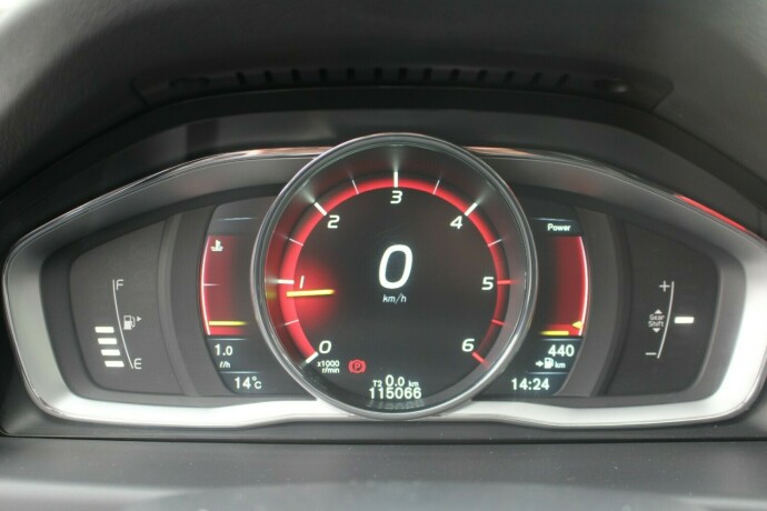 volvo-v70-diesel-2015-big-9