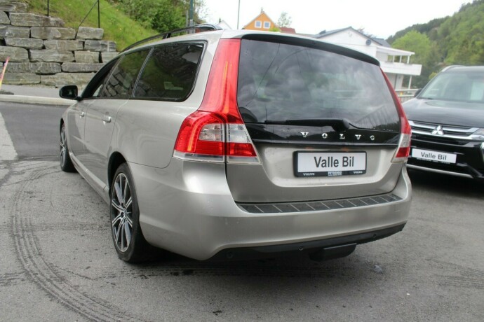 volvo-v70-diesel-2015-big-2