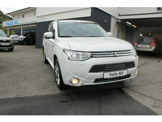 Mitsubishi | Outlander | Elektrisitet+bensin | 2014