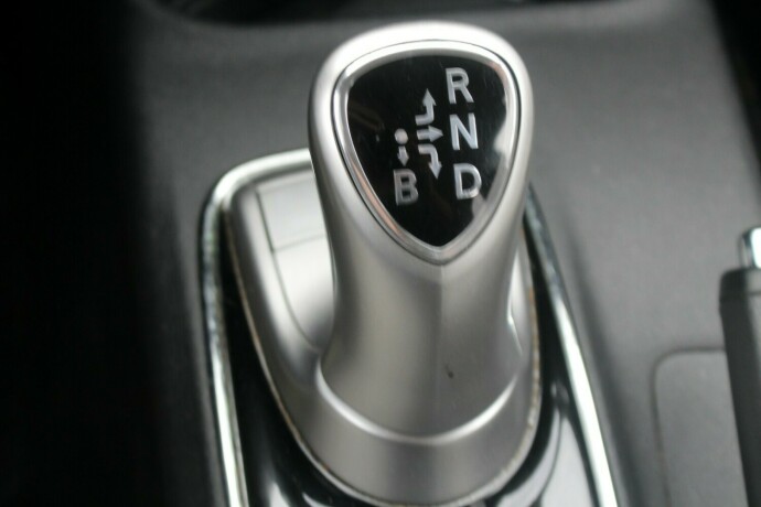 mitsubishi-outlander-elektrisitetbensin-2014-big-20