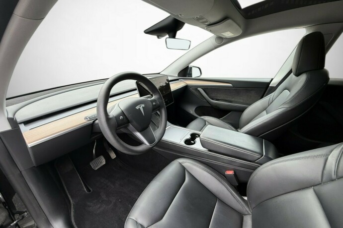 tesla-model-y-elektrisitet-2023-big-16