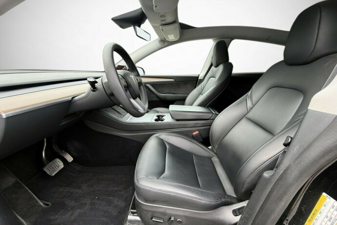 tesla-model-y-elektrisitet-2023-big-14