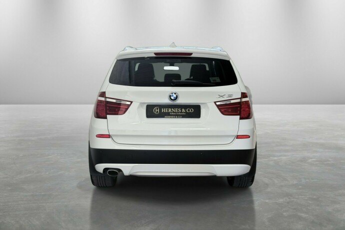 bmw-x3-diesel-2011-big-9