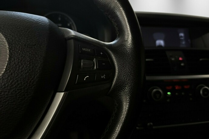 bmw-x3-diesel-2011-big-18
