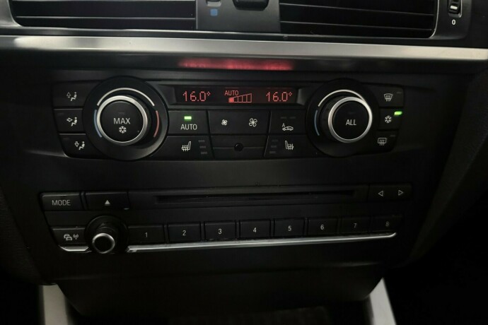 bmw-x3-diesel-2011-big-32