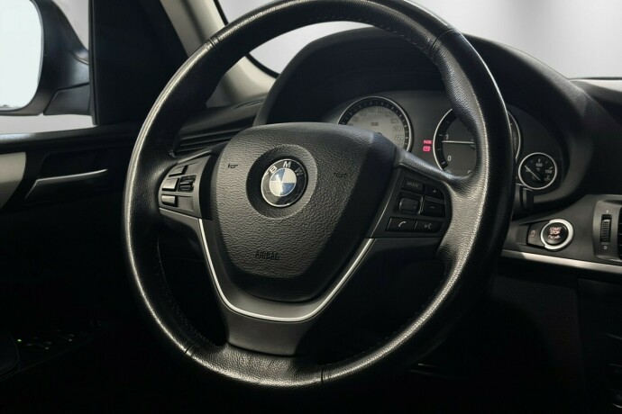 bmw-x3-diesel-2011-big-16