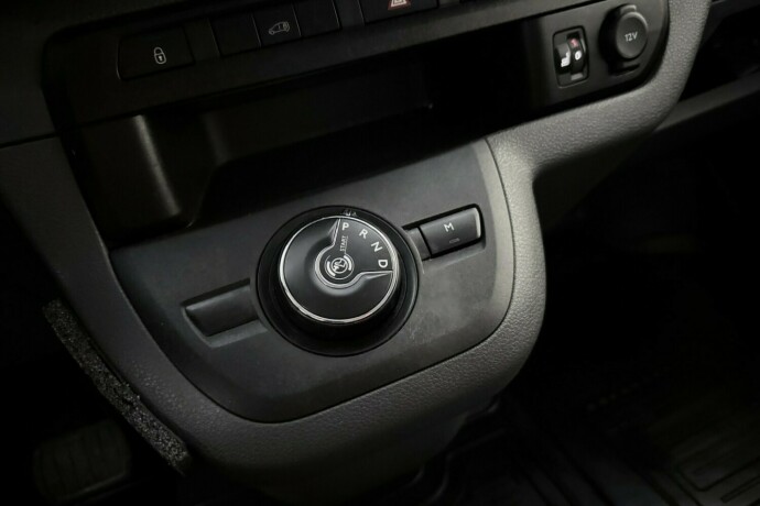 toyota-proace-diesel-2022-big-29