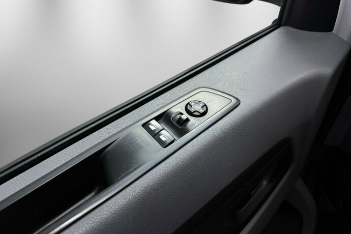 toyota-proace-diesel-2022-big-19