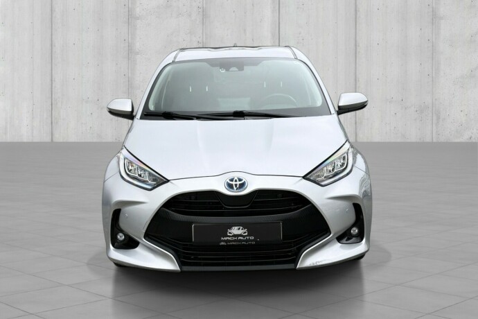 toyota-yaris-elektrisitetbensin-2022-big-1