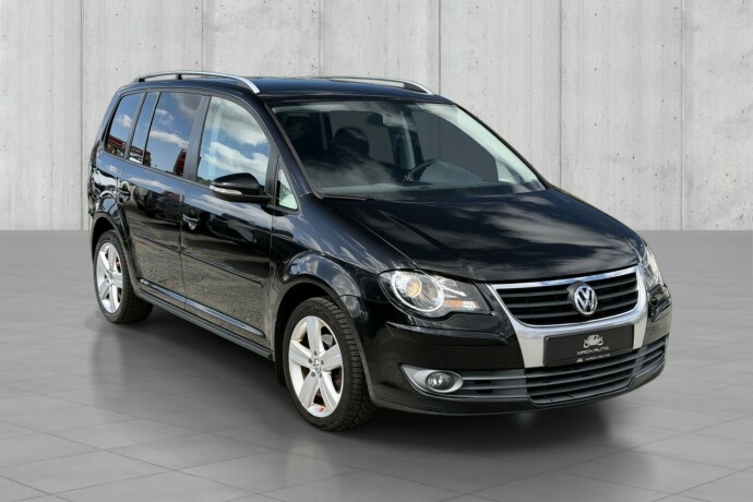 volkswagen-touran-diesel-2011-big-2