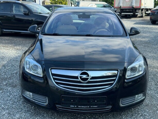 opel-insignia-diesel-2011-big-1