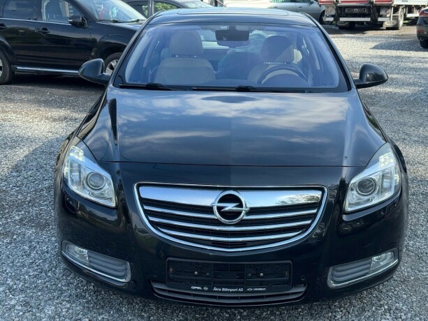 opel-insignia-diesel-2011-big-8