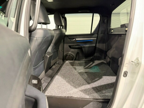 toyota-hilux-diesel-2022-big-9