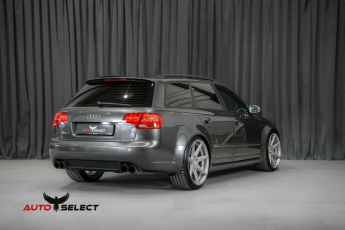 audi-rs4-bensin-2007-big-13