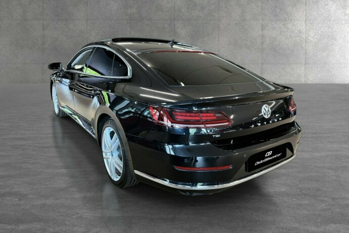 volkswagen-arteon-diesel-2018-big-3