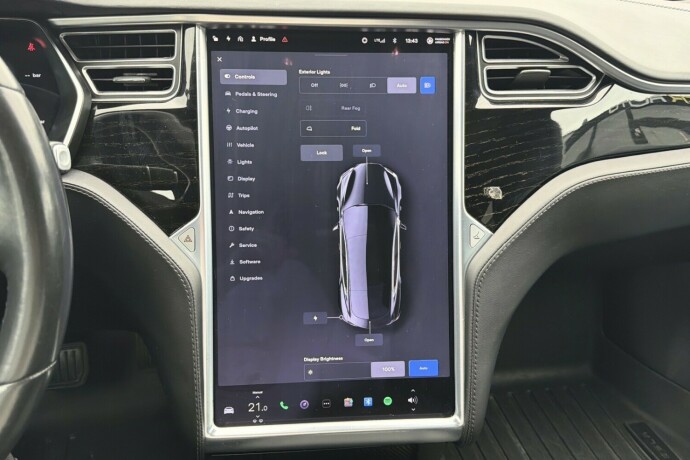 tesla-model-s-elektrisitet-2017-big-15