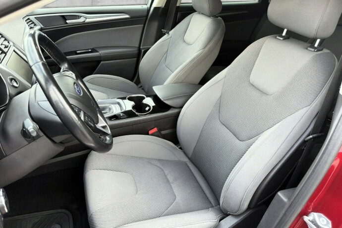ford-mondeo-diesel-2015-big-12