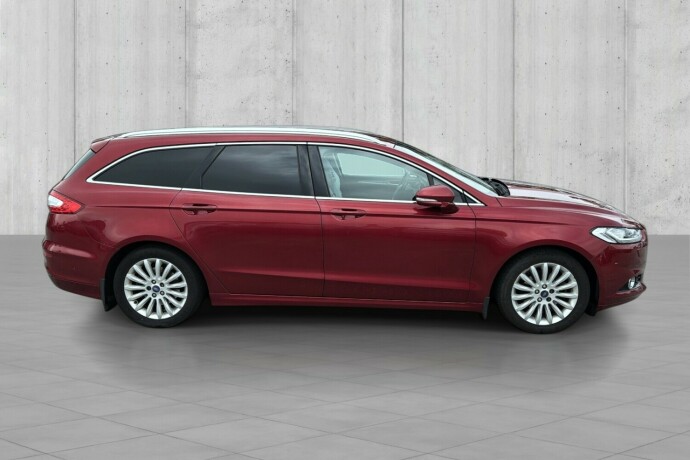 ford-mondeo-diesel-2015-big-3