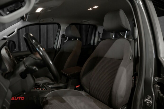 volkswagen-amarok-diesel-2013-big-21