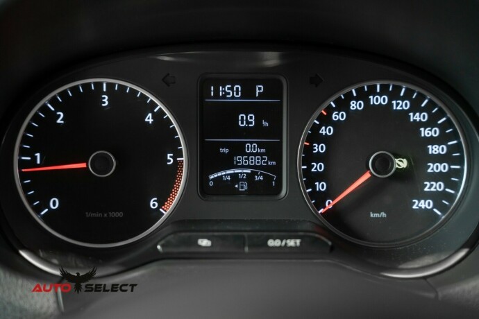 volkswagen-amarok-diesel-2013-big-27
