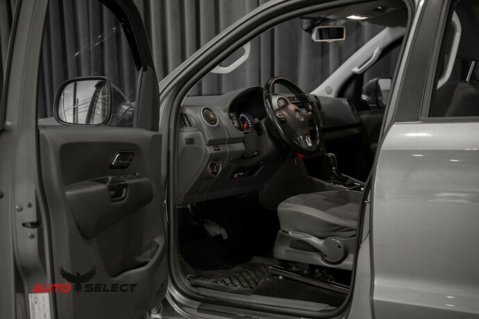 volkswagen-amarok-diesel-2013-big-19