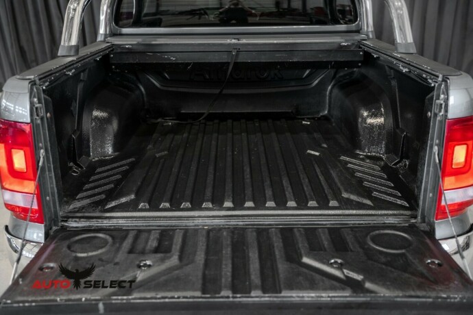 volkswagen-amarok-diesel-2013-big-9