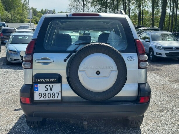 toyota-land-cruiser-diesel-2007-big-4