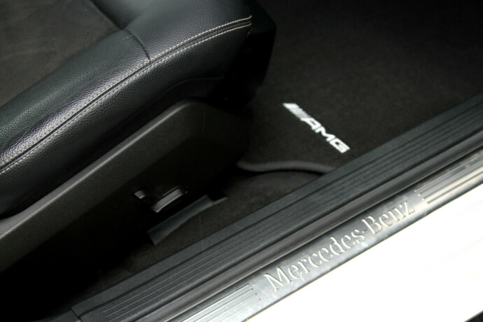 mercedes-benz-e-klasse-diesel-2012-big-8