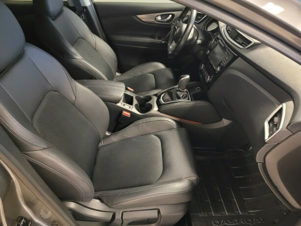 nissan-qashqai-bensin-2018-big-15