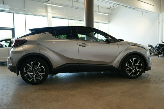 toyota-c-hr-elektrisitetbensin-2017-big-5