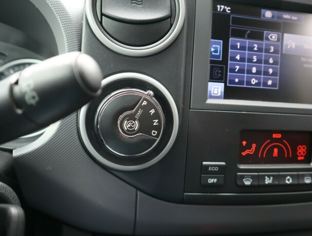 peugeot-partner-elektrisitet-2019-big-12