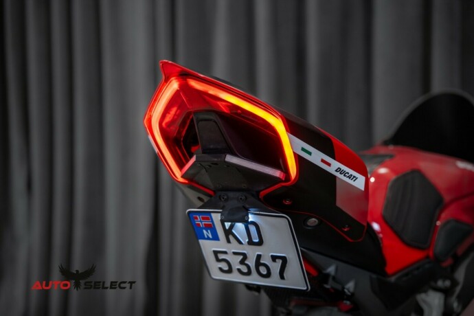 ducati-panigale-v4s-bensin-2020-big-23