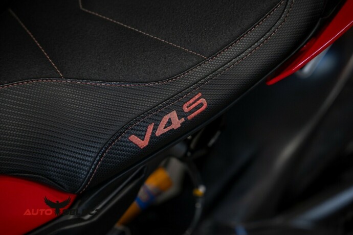 ducati-panigale-v4s-bensin-2020-big-17