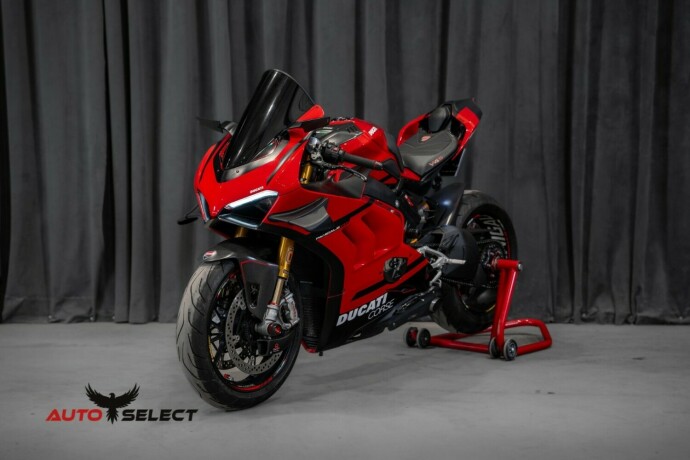 ducati-panigale-v4s-bensin-2020-big-3