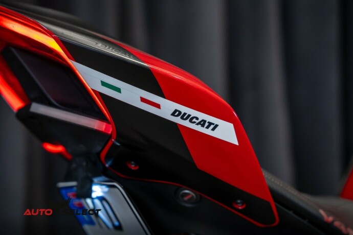 ducati-panigale-v4s-bensin-2020-big-6