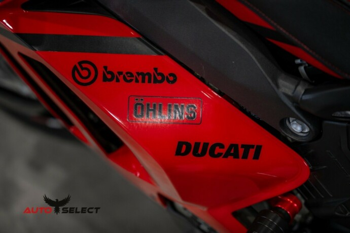 ducati-panigale-v4s-bensin-2020-big-13