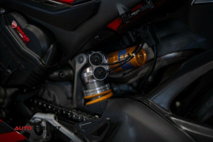ducati-panigale-v4s-bensin-2020-big-18