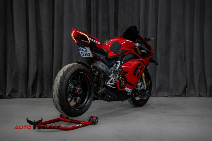 ducati-panigale-v4s-bensin-2020-big-22