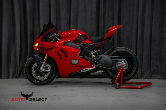 ducati-panigale-v4-s-bensin-2023-big-6